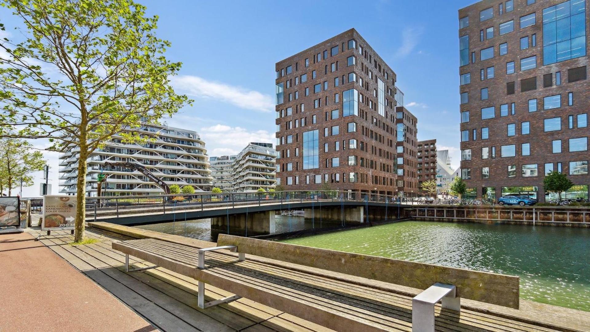 Private Seaview - 2 Balconies, 11th Floor, Elevator, Friendly Lively Area Appartement *