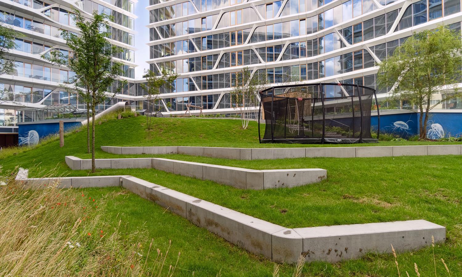 Private Seaview - 2 Balconies, 11th Floor, Elevator, Friendly Lively Area Appartement *